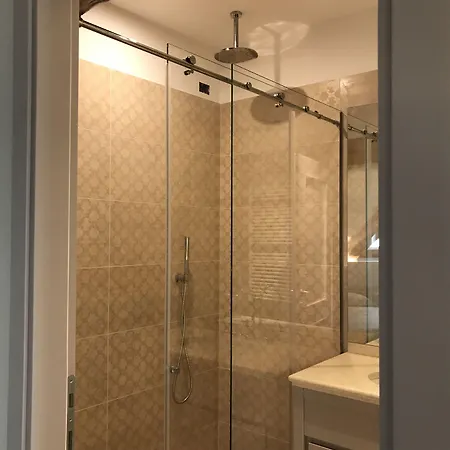 Ca' Dell'angelo فندق مبيت وإفطار 4*