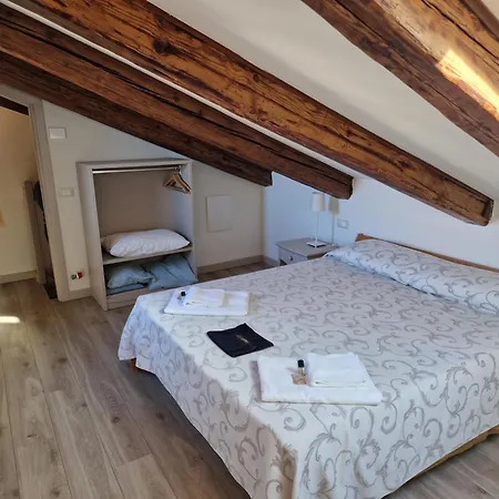 Ca' Dell'angelo فندق مبيت وإفطار 4*