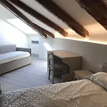 Ca' Dell'angelo 4* Venise