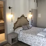 Ca' Dell'angelo 4* Venise