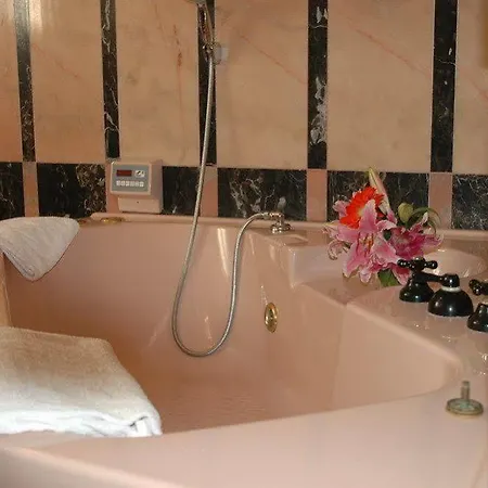 Guest House Ca' Dell'Angelo Bed & Breakfast 2*