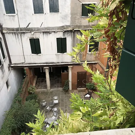 Ca' Dell'angelo Bed & Breakfast Venedig