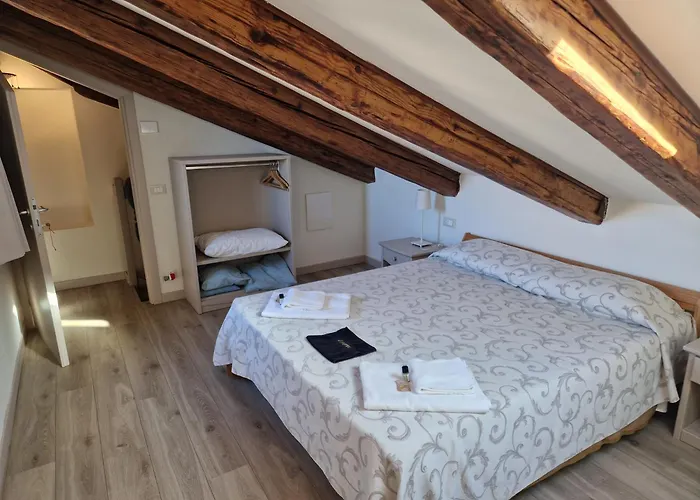 Ca' Dell'angelo Nocleg ze śniadaniem 4*